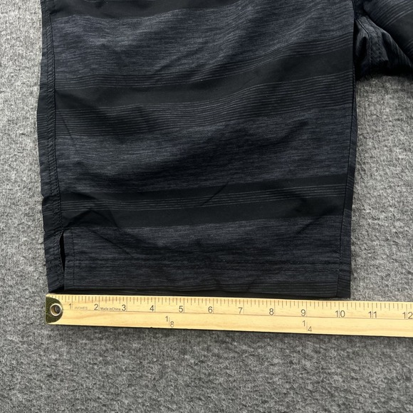 Travis Mathew Striped Shorts Mens S Elastic Waist Performance Outdoor Lightweigh - Picture 12 of 13